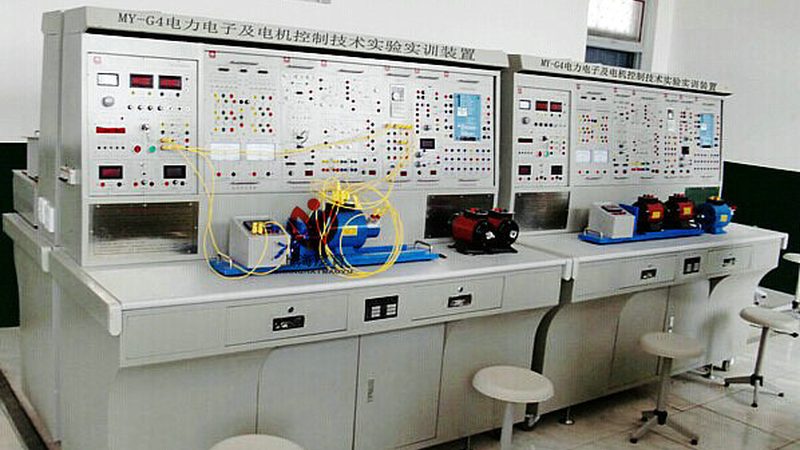 步进电机在医疗设备中的应用与选型要点